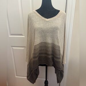 Soma vneck tan and brown sweater
